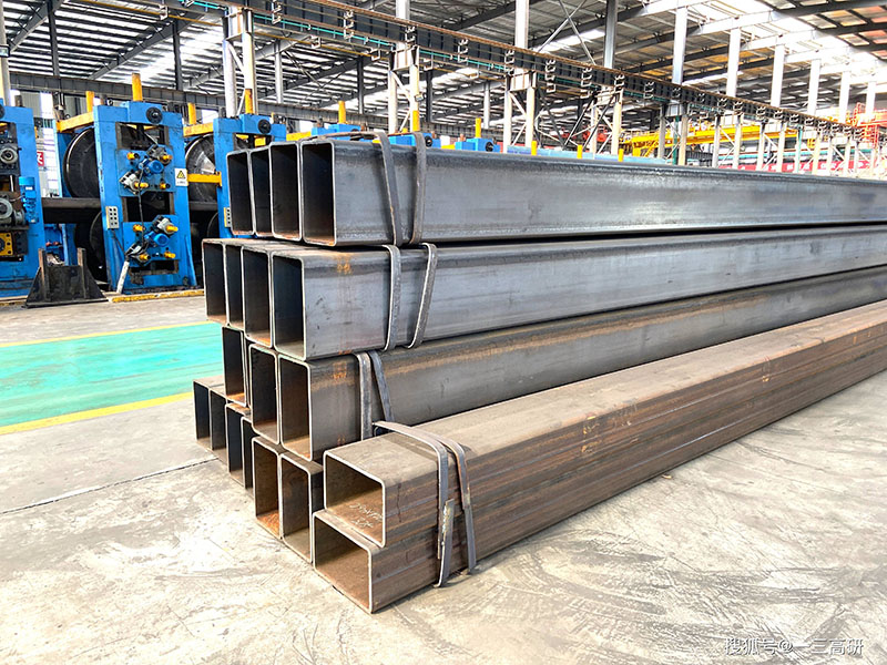 海南方矩管生产